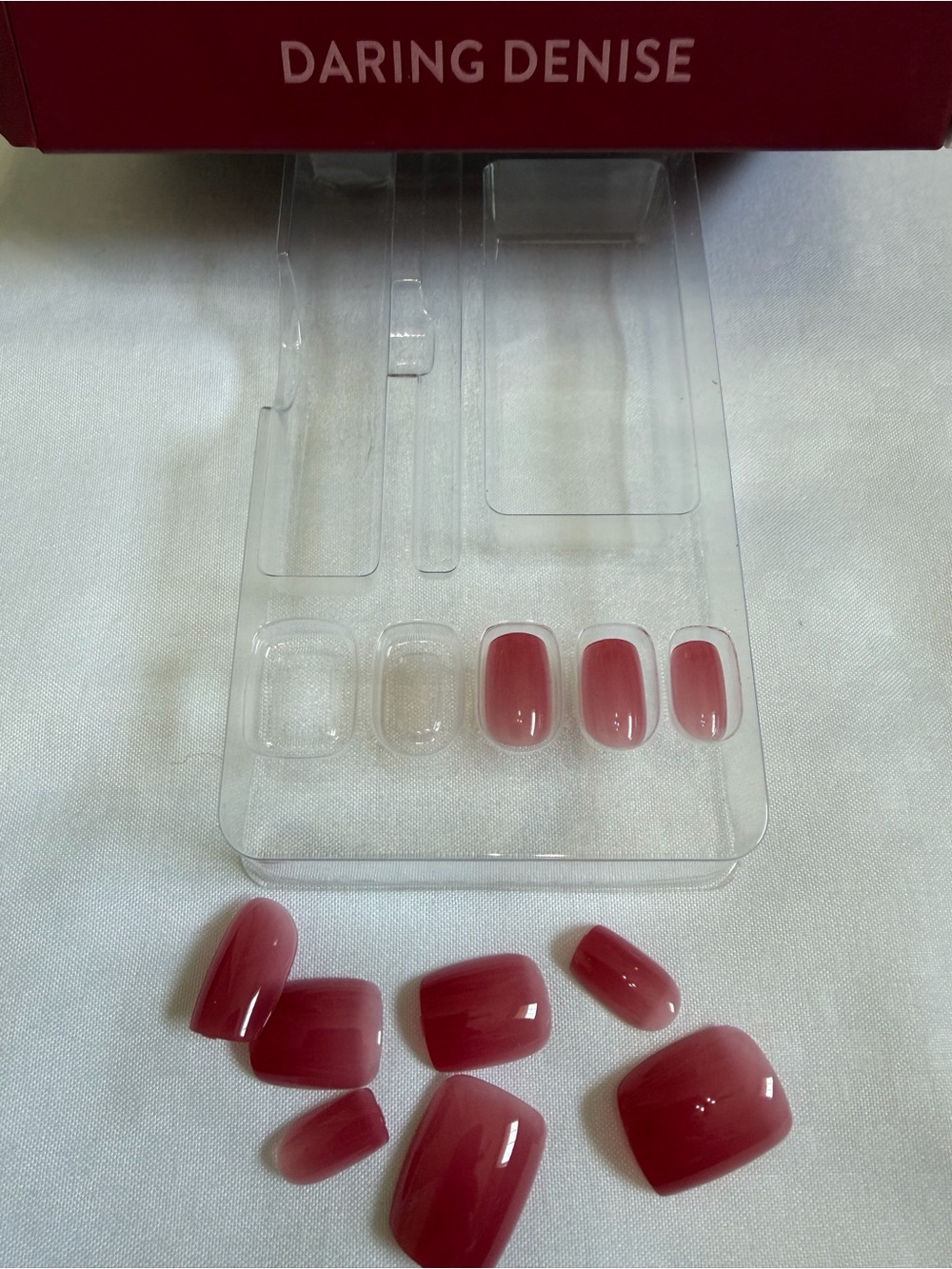 Red Aspen Dashes-extra nails - Picture 10 of 15